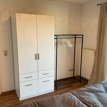 A&s Your Buisseness-aufenthalt Bis 4 Pers Auf 100 Qm Ab 2 Naechten Apartmán