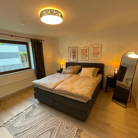 A&s Your Buisseness-aufenthalt Bis 4 Pers Auf 100 Qm Ab 2 Naechten Apartmán Weinbach