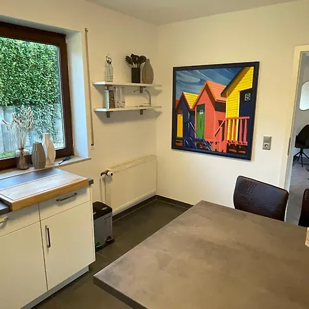 A&s Your Buisseness-aufenthalt Bis 4 Pers Auf 100 Qm Ab 2 Naechten Apartmán